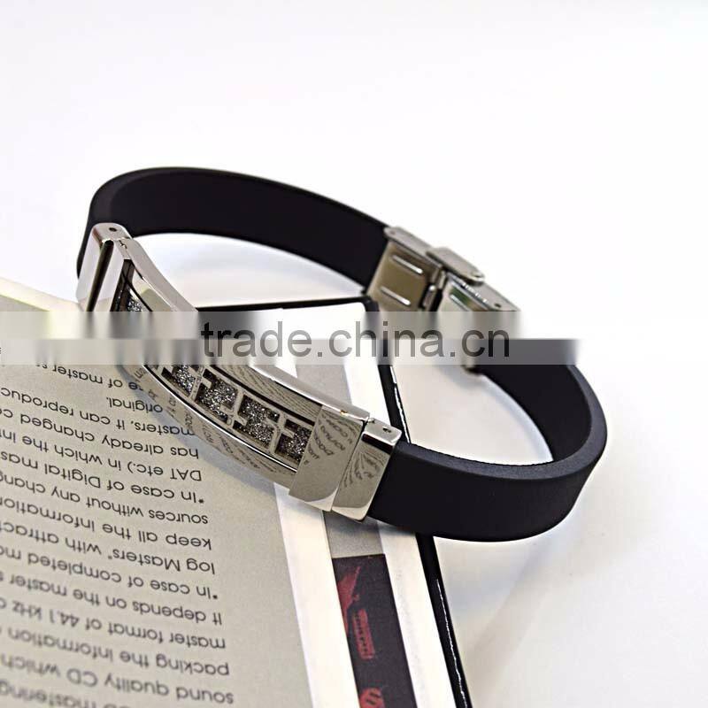 Daily wear wholesale fashion jewelry stainless steel engrave cross silicon bracelet