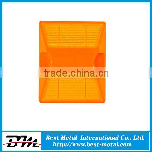 reflective pavement stud