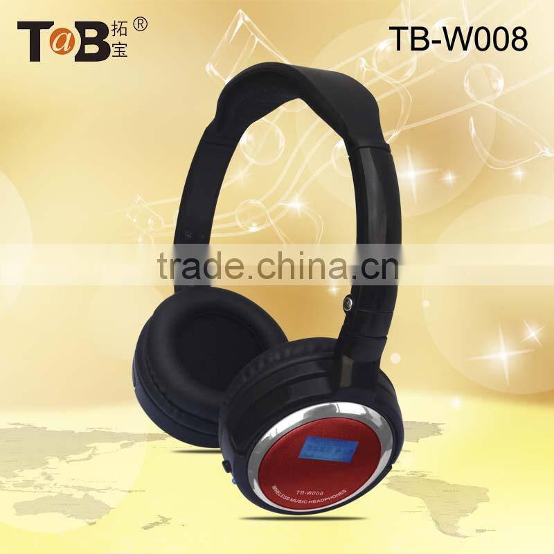2015 New design earphones with built-fm-radio
