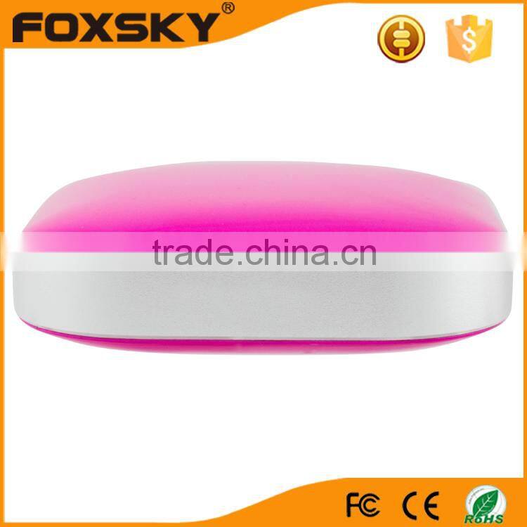 Hot-selling mobile power bank universal portable charger for pc