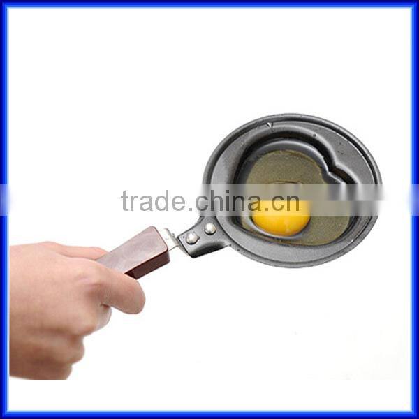 Cheap omelette frying pan heart shaped mini non-stick egg frying pan