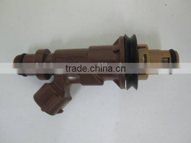 Hot sales cng petrol car 12v fuel injector repair for Toyota Land Cruiser 4Runner Hilux OE NO. 23209-62040