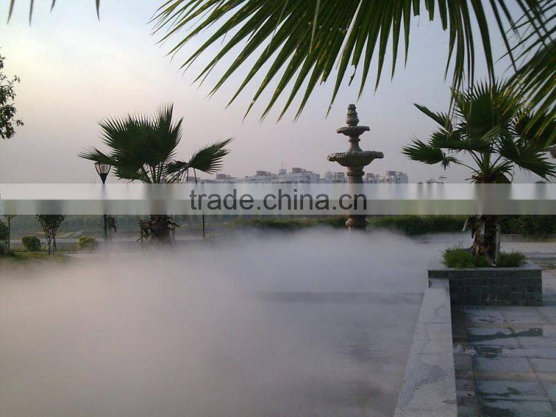 Low pressure cold fog fountain nozzle