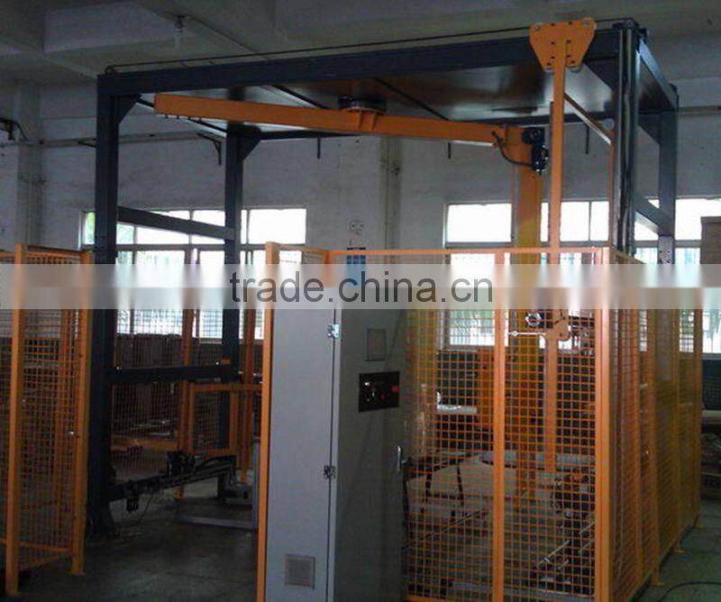 Rotary arm type fully automatic pallet wrapping machine