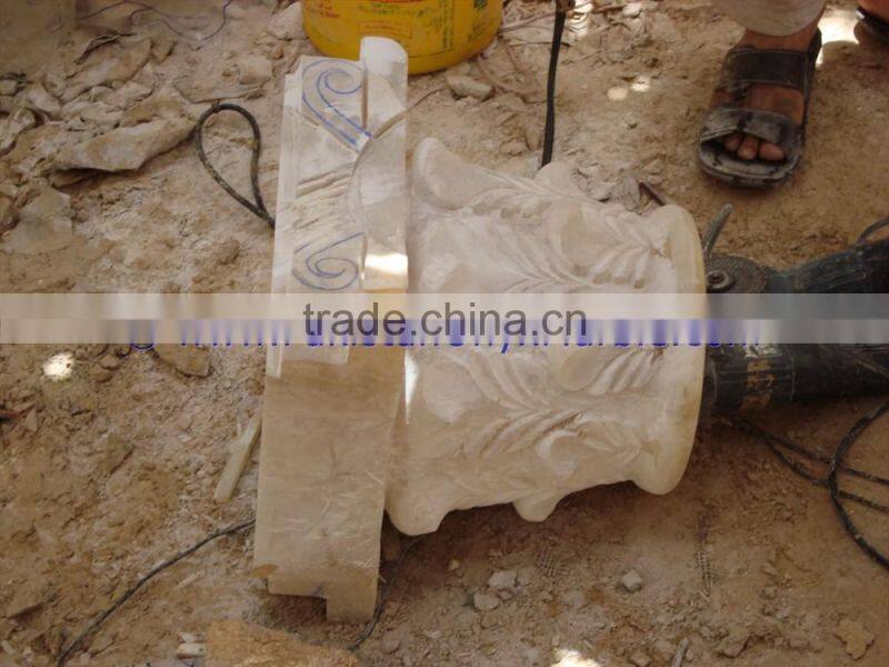 Pakistan Supplier ONYX COLUMNS AND PILLARS CARVING TOPS