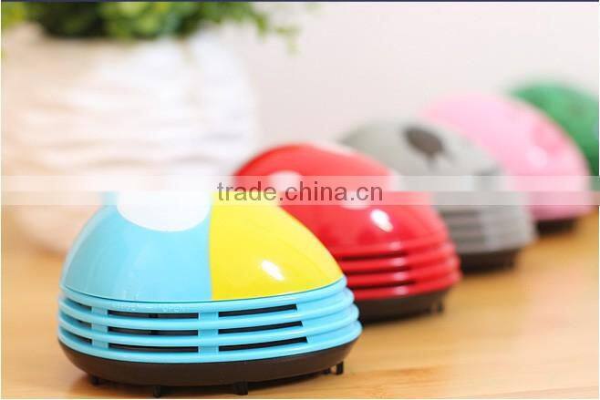 plastic office portable battery powered Mini Desktop Vacuum Cleaner