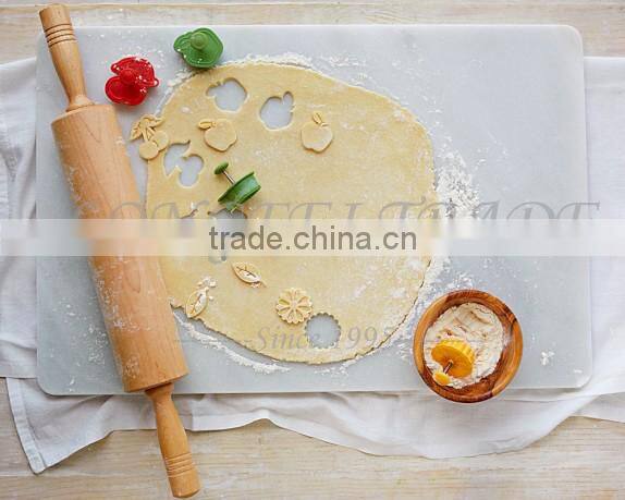 white marble Pastry Board
