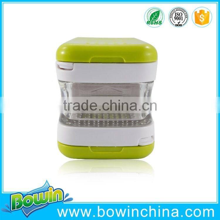 2016 new arrival Plastic Garlic peeler for kitchen as sale on TV