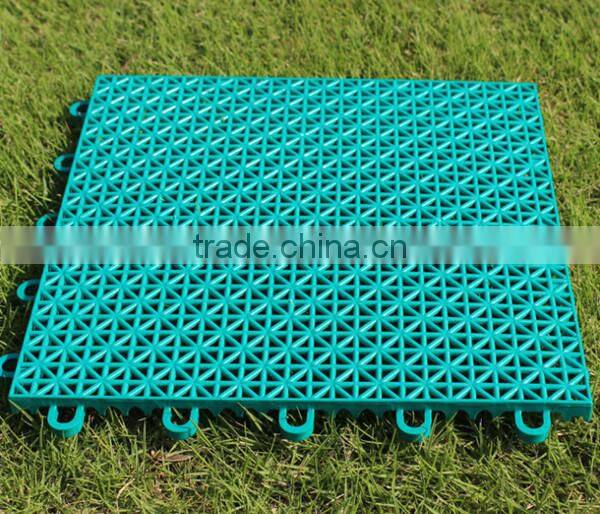 Suspended interlocking sports plastic flooring