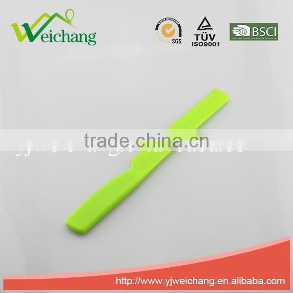 WCC011 BREAD KNIFE WITH PP MATERIAL