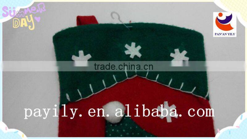 fashion Santa pattern non-woven wholesale christmas stockings