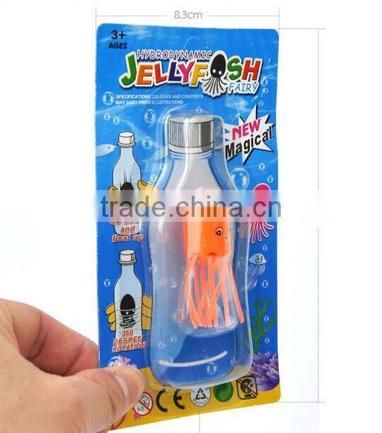 hot sale summer magic hydrodynamic jellyfish toy for kids capsule toys