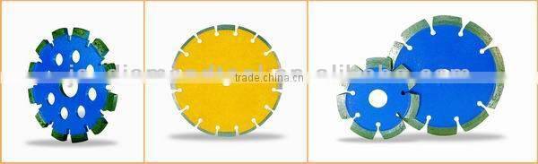 Diamond crack chaser