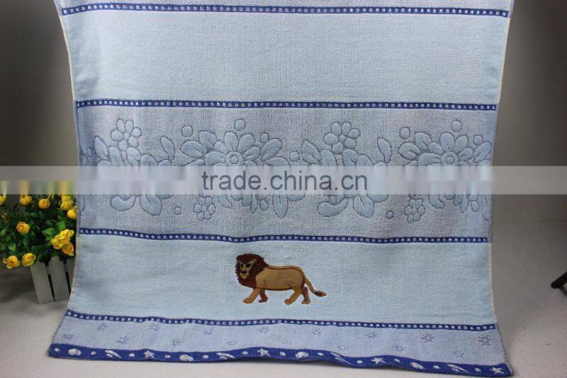 jacquard velour cheap fancy bath towel with embroidery