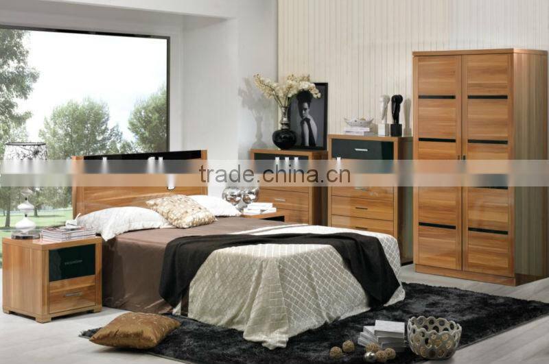 Modern glossy 2 door wardrobe