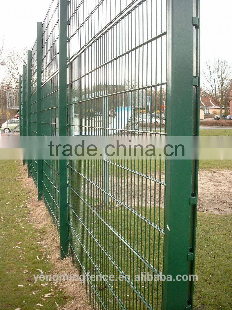 Steel powder coated twin wire high security mesh fence