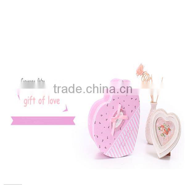 High quality recyclable macaron packaging box with PVC window