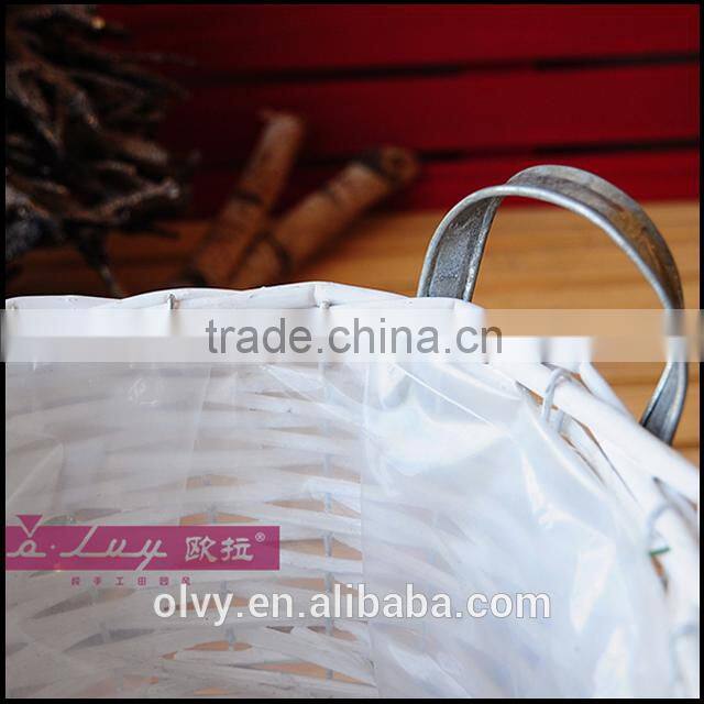 willow basket with metal handles