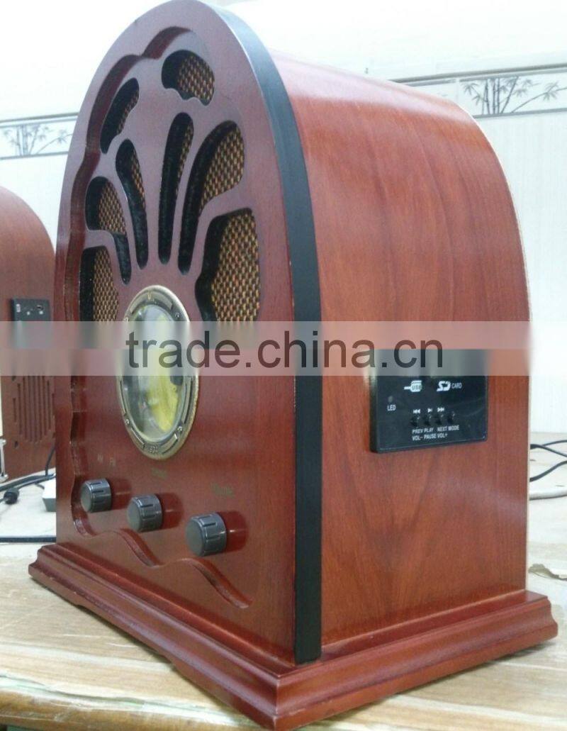 antique wooden speaker Radio fm