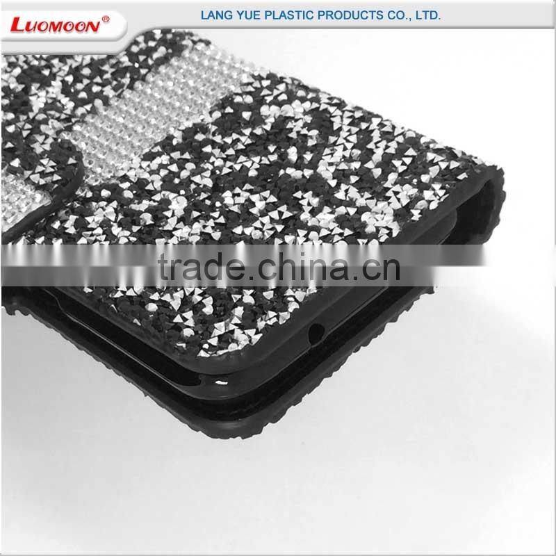 low MOQ rhineston material design your own for blu custom phone case