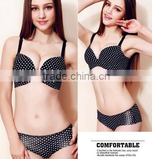 Hot selling 2015 sexy bra and panty new design under bar set