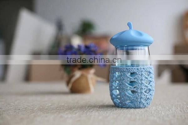 Creative design double walled glass tea cup Personalized silicone lid silicone sleeve
