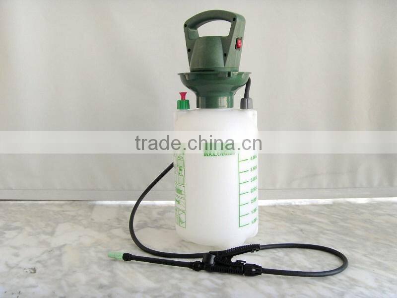 iLOT rechargeable 4.5 L pump preesure sprayer
