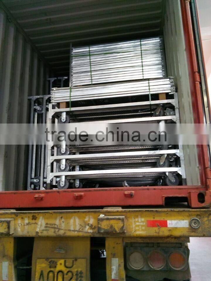 A82 CC containers Danish trolley