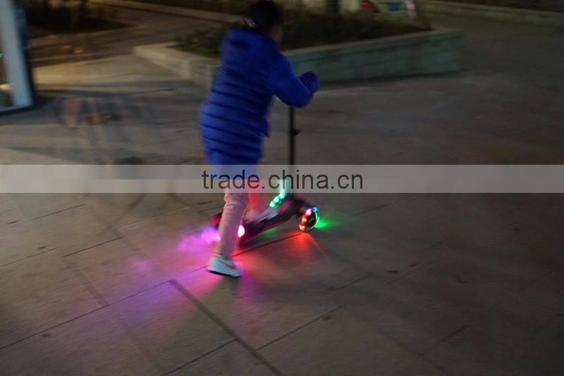 Cool Foldable Mist Spray Scooter For kids, Adjustable High Run scooter of gift for Children