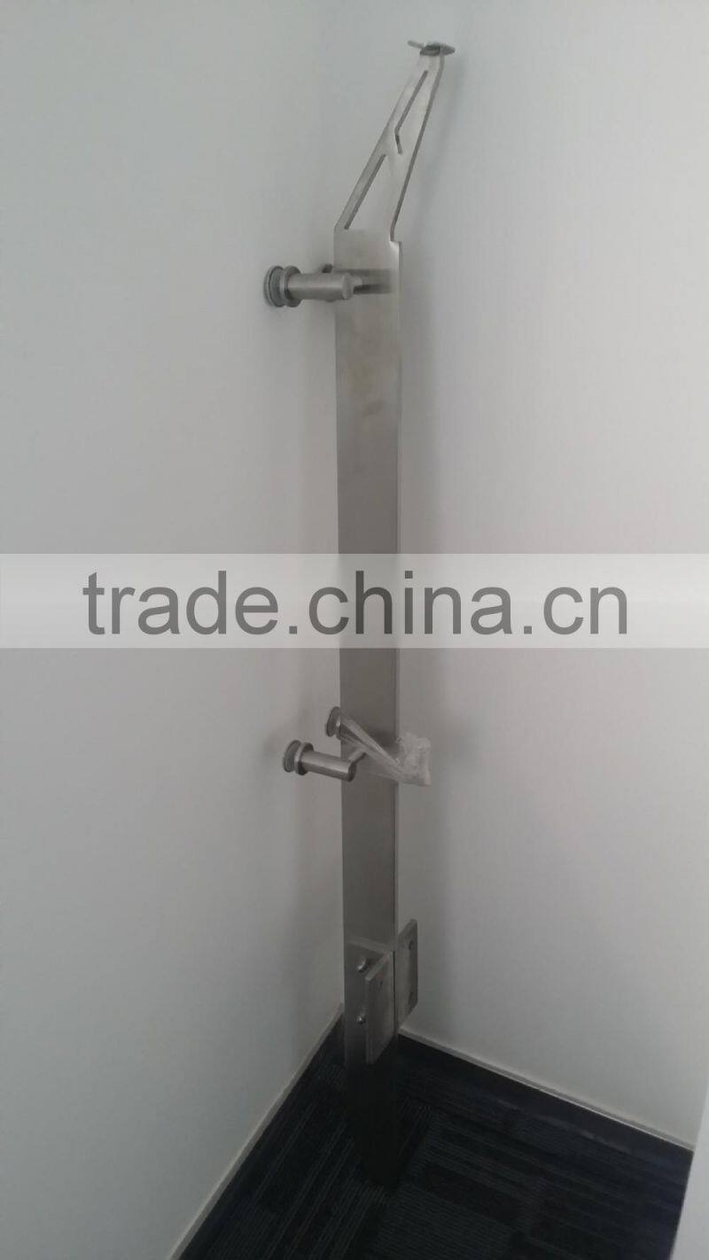 Customized With Novel Arm Upright Stainless Steel Post