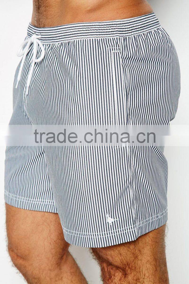 2016 new fashion board shorts with vertical stripe board shorts men