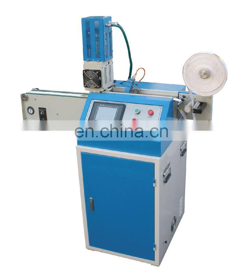UGS2080S Belt Conveyor Stacker Computerized Ultrasonic Fabric Cloth Trademark Label Cutting Machine, Digital Satin Ribbon Cutter