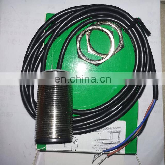 XS130BLPAL2C Inductive proximity switch