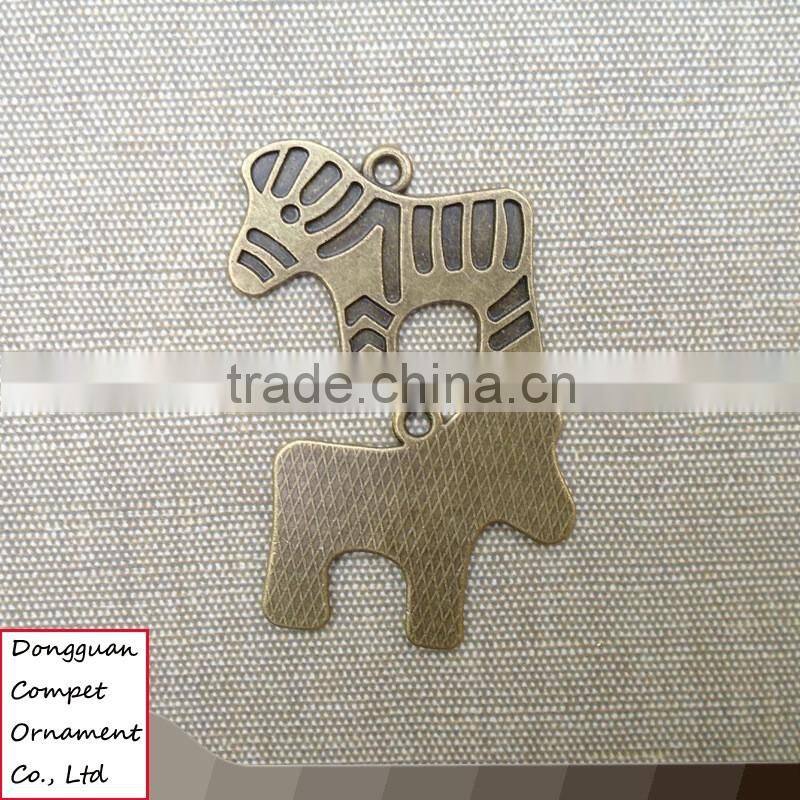 Wholesale zinc alloy bronze plaque tiger zebra pendant