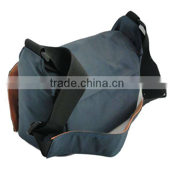 2013 fashion trendy dslr camera bag