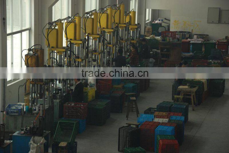 cheap plastic water bottles
