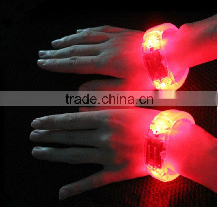 Hot Sale Motion Active Bracelet Beautiful Night LED Bracelet