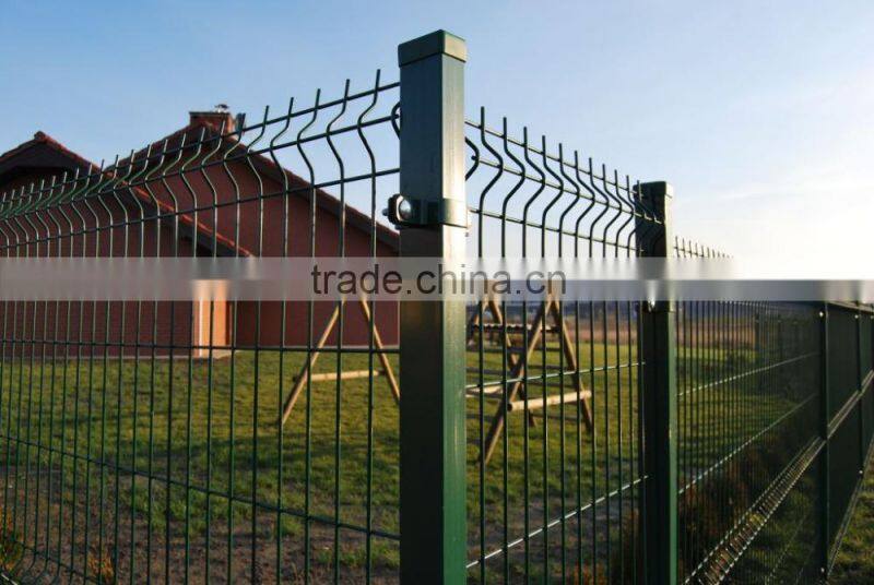 3 bends PVC coated square post fence