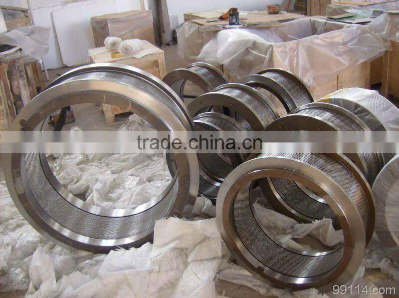 Animal feed granule making machine