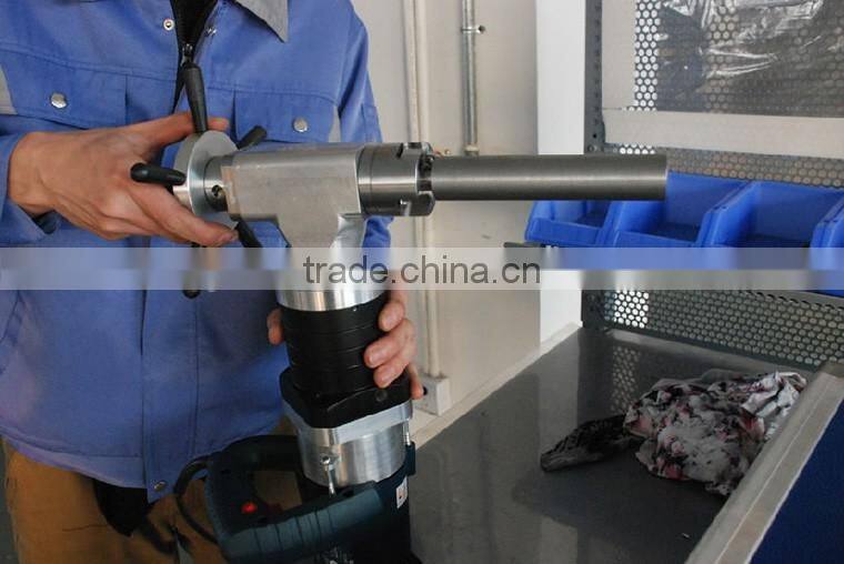 pipe cutting and beveling machine