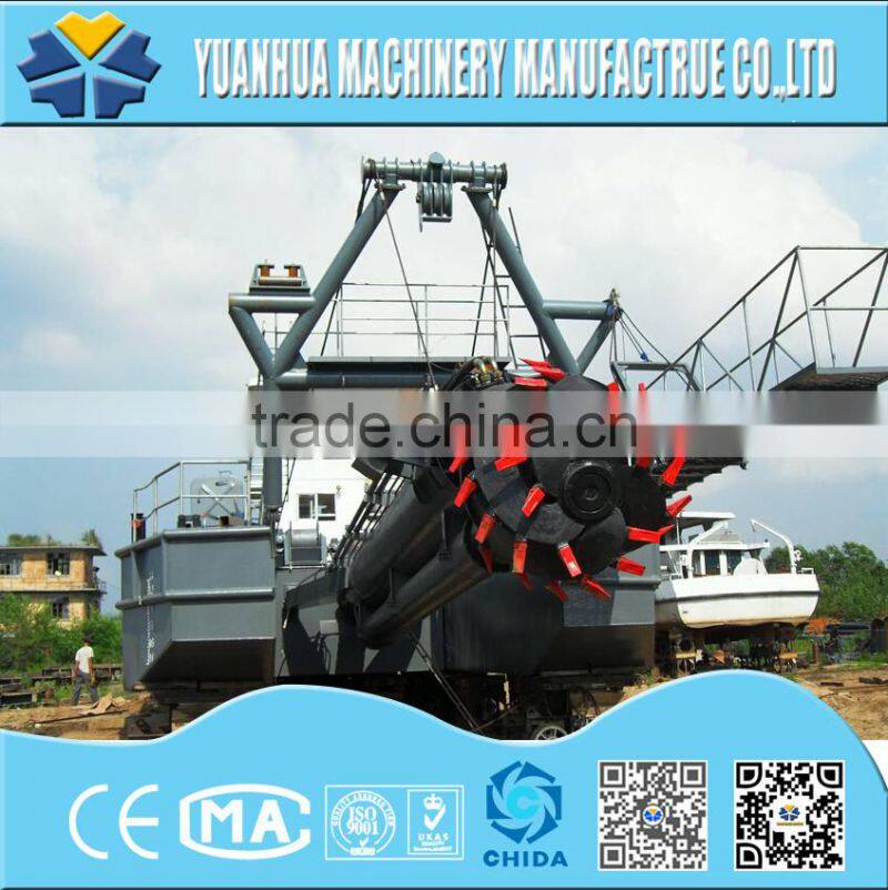gold dredger equipped with sieving machine and discharge pump