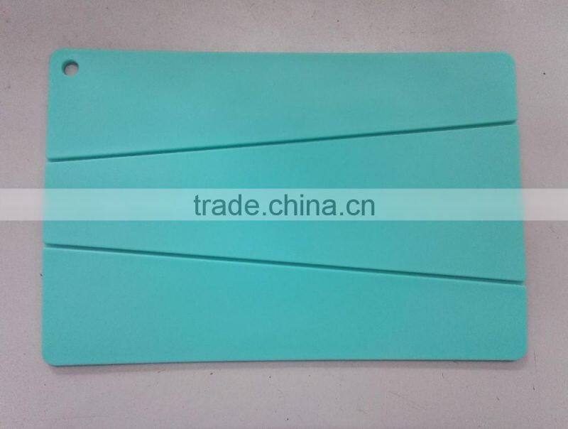 Foldable chopping board