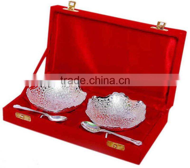 Corporate promotional gift items