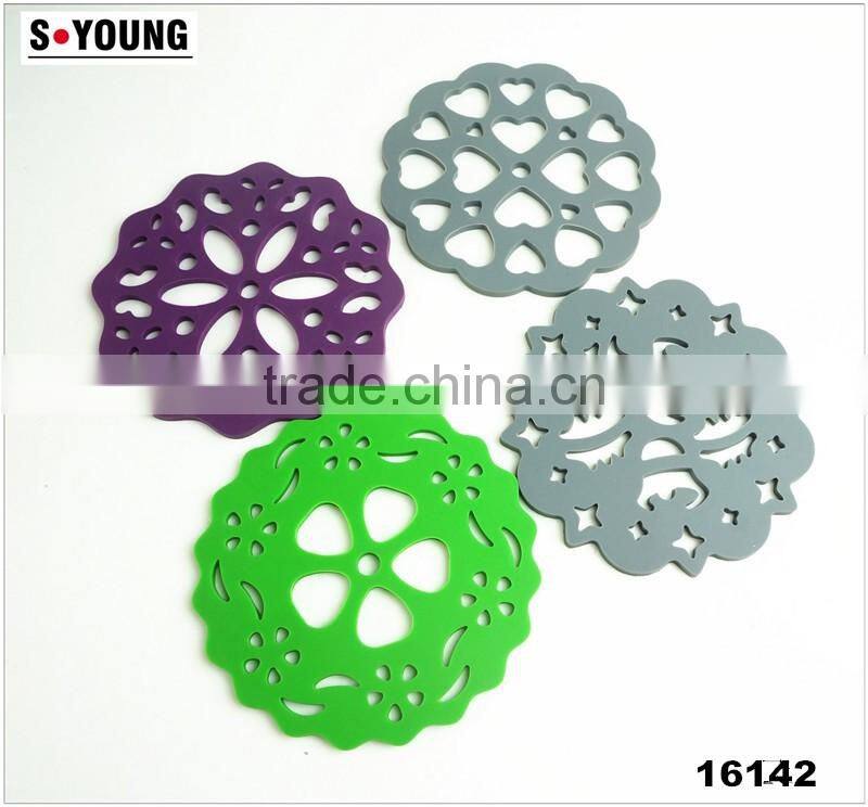 16142 flower shape unti-skidding table silicone mat