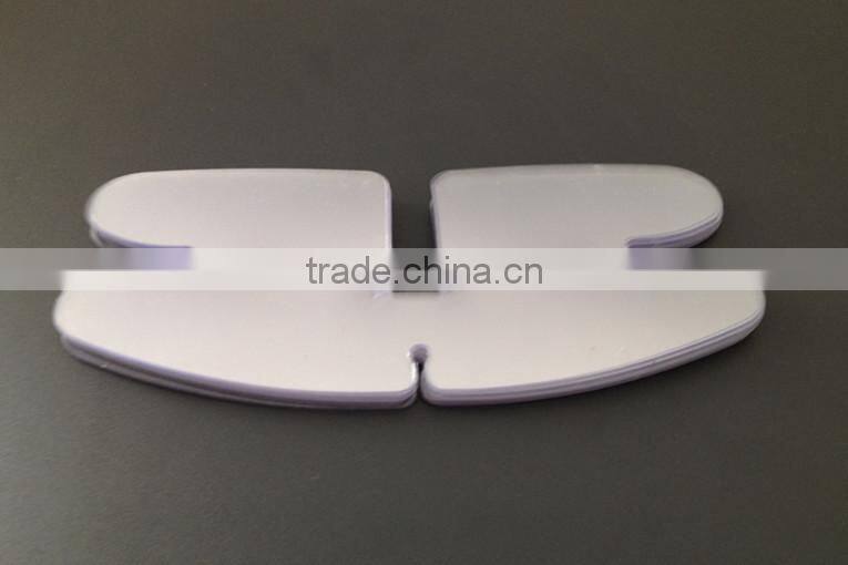 China Custom Plastic Collar Butterfly For Shirt Garment Accessories