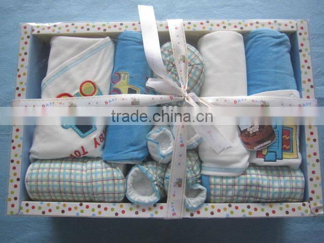 OEM Polyester New Style 0-12 Months New Born Baby Clothing Gift Set Cheap Price