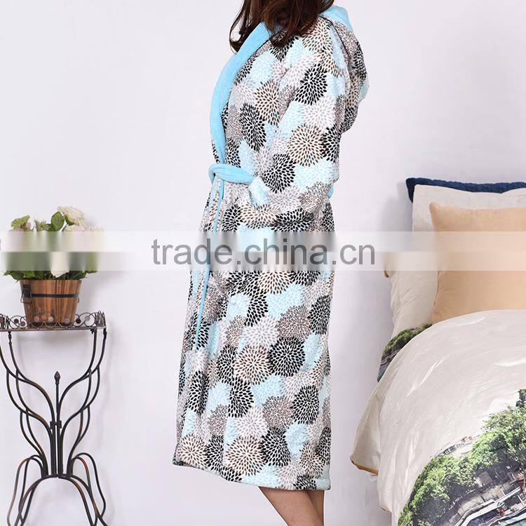 Super soft and warm women beautiful micro fleece hooded coral fleece bathrobe