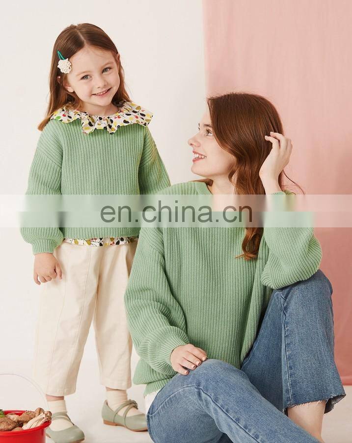 Fashion long sleeve winter sweaters mom and me hand knitted sweaters