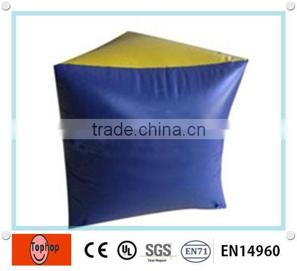 100% air-sealed 0.9mm PVC Inflatable Paintball Bunkers for outdoor Sports games