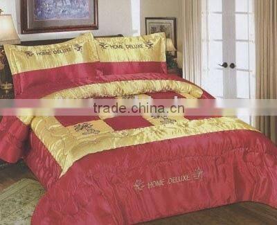3Pcs Taffeta Embroidery Comforter Set